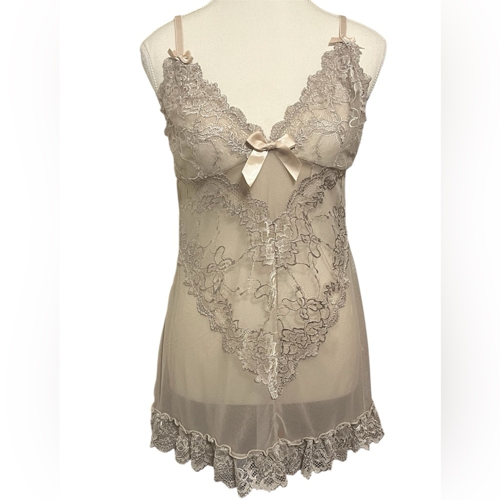 Oh La La Cheri Paris Elegant Lace Chemise in Tan XL